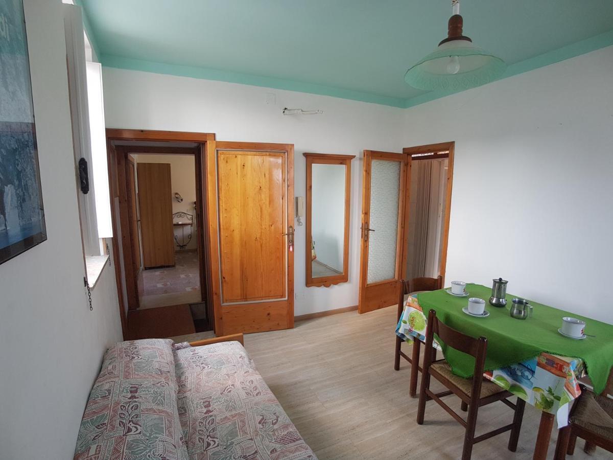 ליפארי Casa Vittorio B&B מראה חיצוני תמונה