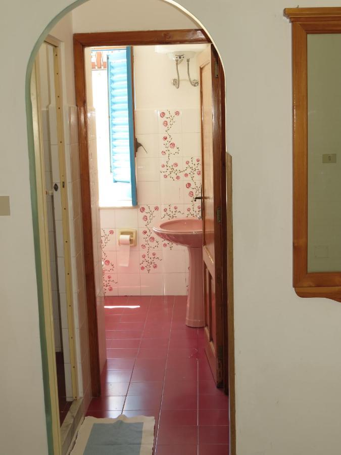 ליפארי Casa Vittorio B&B מראה חיצוני תמונה