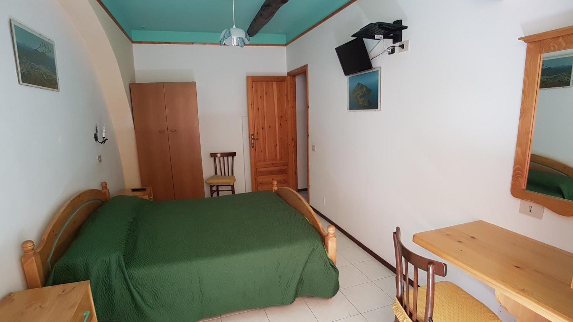 ליפארי Casa Vittorio B&B מראה חיצוני תמונה