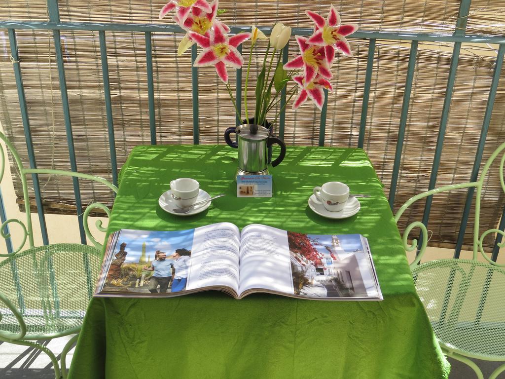 ליפארי Casa Vittorio B&B מראה חיצוני תמונה